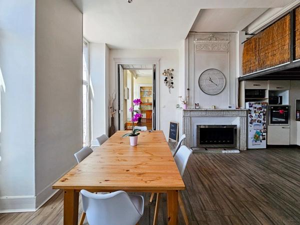 Dpt Hautes Pyrénées (65), à vendre TARBES appartement bourgeois en hyper centre avec terrasse