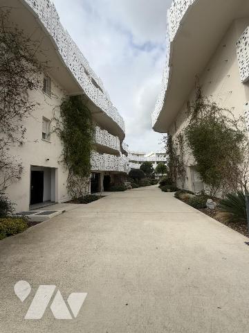Appartement T1 avec terrasse et garage 