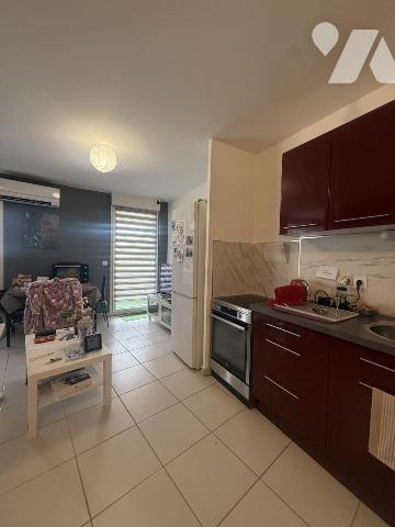 Appartement T1 avec terrasse et garage 