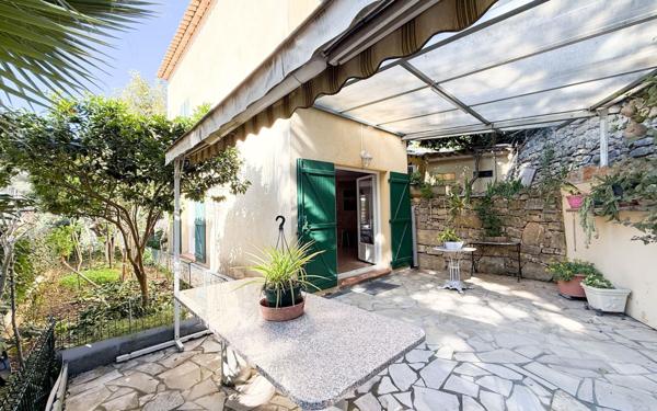 Maison à vendre    5 pièces •  Le Cannet