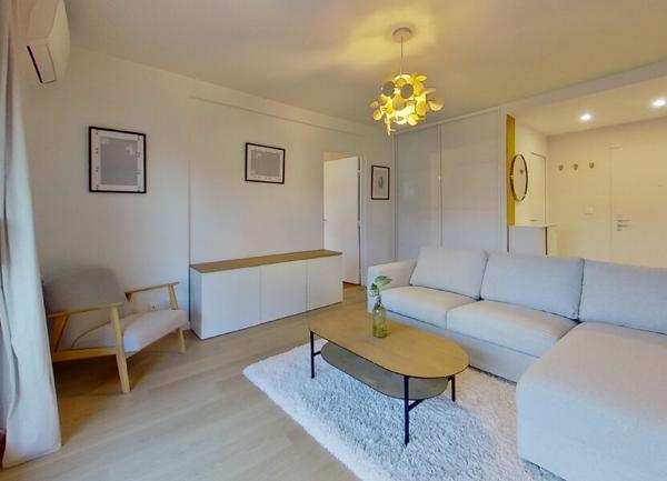 Appartement à louer    2 pièces • 51,40 m2 Lyon 4