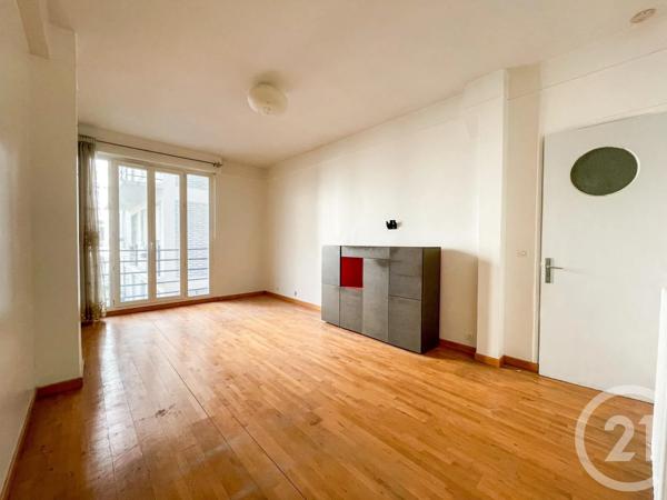 Appartement F2 à vendre  2 pièces - 38,59 m 2   PARIS  - 75018