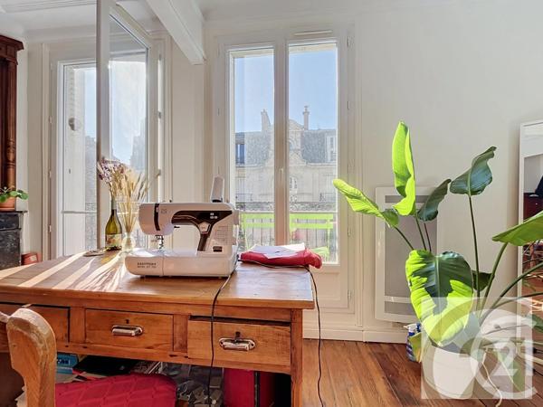 Appartement F2 à vendre  2 pièces - 38,59 m 2   PARIS  - 75018