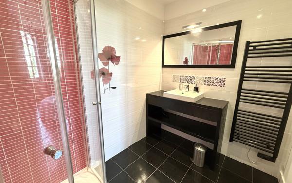 Maison à vendre    7 pièces •  Sainte-Croix-du-Mont