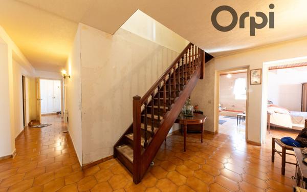 Maison à vendre    6 pièces • 202 m2 Baho