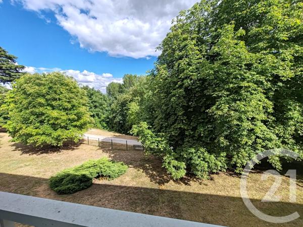Appartement F4 à vendre  4 pièces - 71,13 m 2   LA CHAPELLE ST MESMIN  - 45