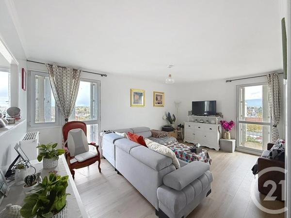 Appartement F4 à vendre  4 pièces - 71,13 m 2   LA CHAPELLE ST MESMIN  - 45
