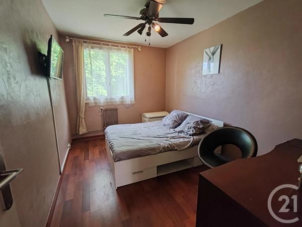 Appartement F4 à vendre  4 pièces - 71,13 m 2   LA CHAPELLE ST MESMIN  - 45