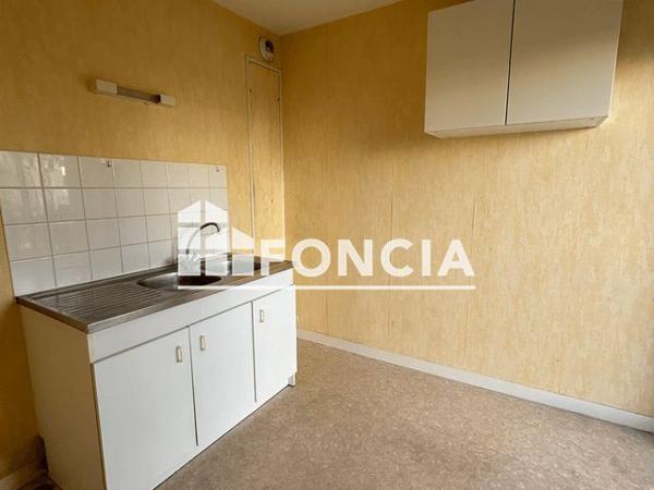 Location Studio 37.7 m² - 83 BOULEVARD ALBERT CAMUS Angers 49100