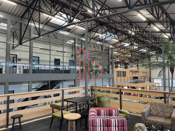 Bureau de 180 m² à louer à Bordeaux Sud-Ouest
