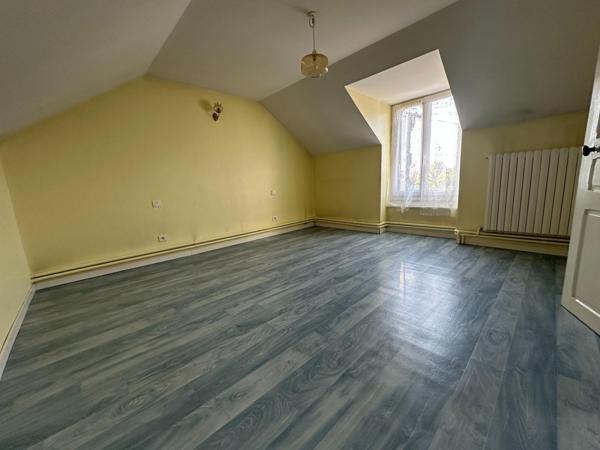 Maison à SAINTE-JAMME-SUR-SARTHE, 72380 - 4 pièces 84m²