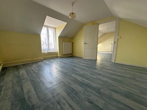 Maison à SAINTE-JAMME-SUR-SARTHE, 72380 - 4 pièces 84m²