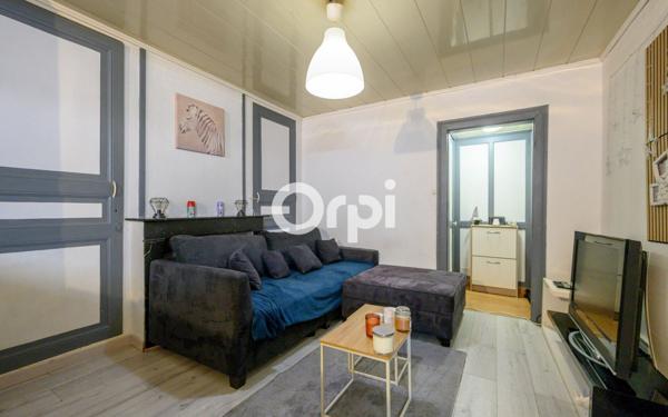 Immeuble à vendre    6 pièces • 152 m2 Douai