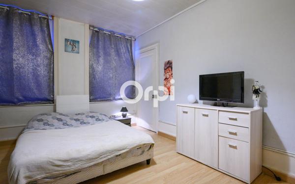 Immeuble à vendre    6 pièces • 152 m2 Douai