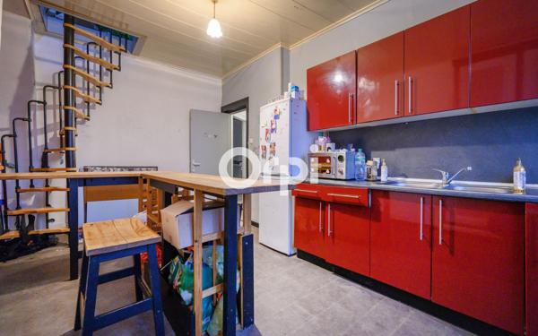 Immeuble à vendre    6 pièces • 152 m2 Douai