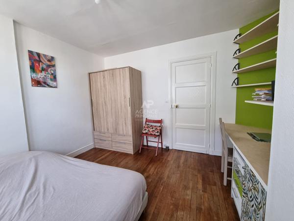 Appartement Pontoise 3 pièces de 60.99 m2

Loyer 990 €/mois charges comprises **

- Ref : MG10461