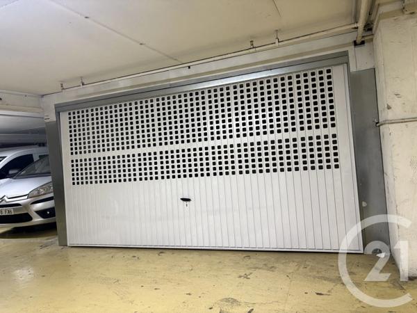 Parking à vendre  19,80 m 2   PARIS  - 75015
