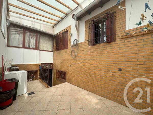 Immeuble à vendre  150 m 2   ARGENTEUIL  - 95