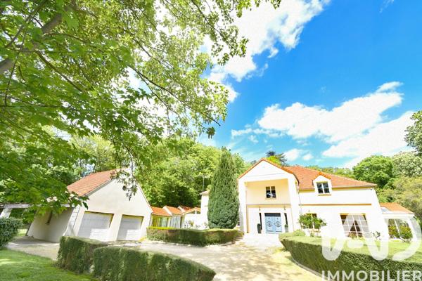 Maison à vendre 10 pièces 600 m² Soisy-sur-Seine