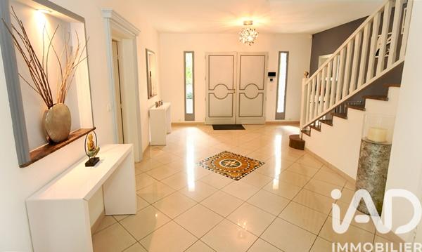 Maison à vendre 10 pièces 600 m² Soisy-sur-Seine
