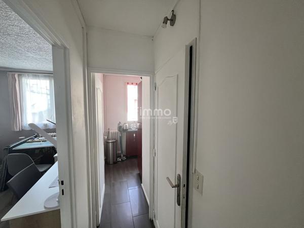 Appartement 3 pièces en centre ville dans résidence tres calme