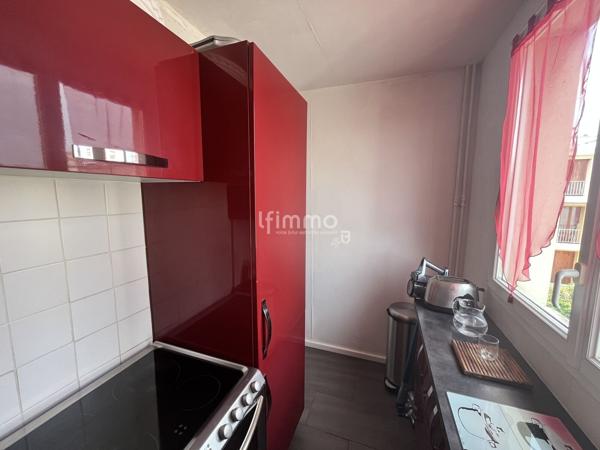 Appartement 3 pièces en centre ville dans résidence tres calme