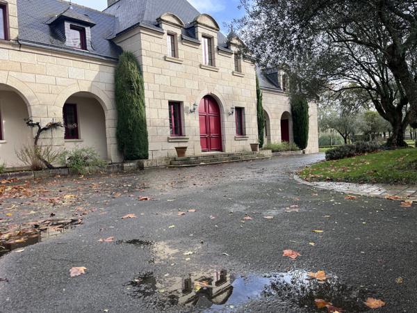 Maison 13 pièces - 400 m²