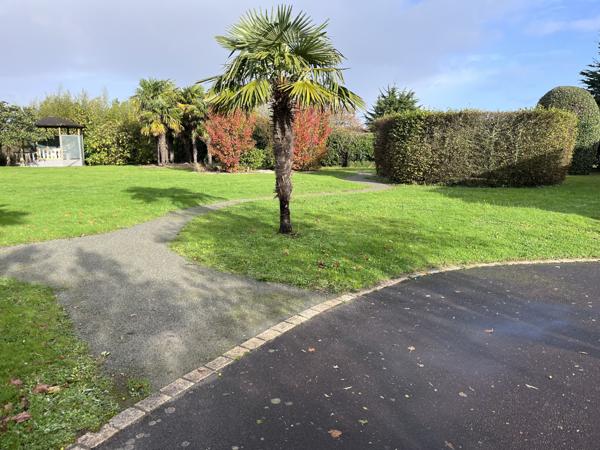 Maison 13 pièces - 400 m²