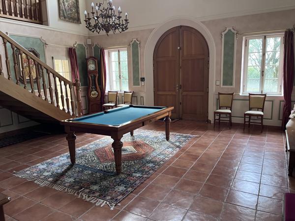 Maison 13 pièces - 400 m²