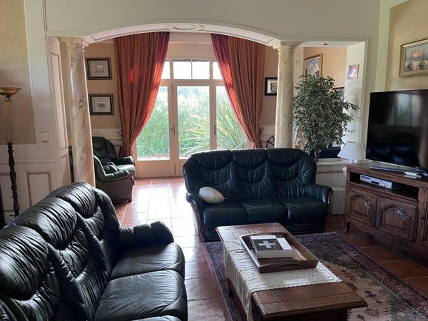 Maison 13 pièces - 400 m²