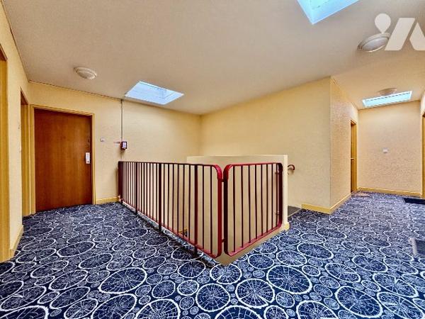 Gaillon - Studio de 33 m2 avec cave et place de parking