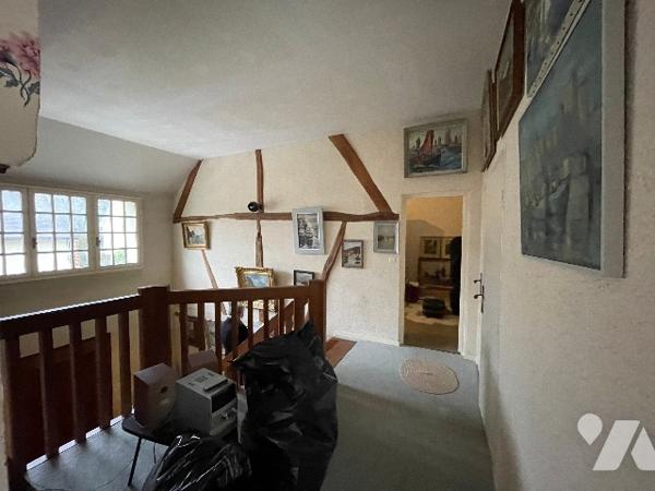 Ravissante maison pleine de charme, de 5 pièces principales à 15 minutes d'AMIENS