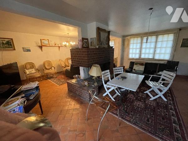 Ravissante maison pleine de charme, de 5 pièces principales à 15 minutes d'AMIENS