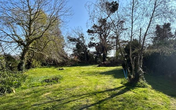 Maison à vendre    5 pièces •  Mespaul