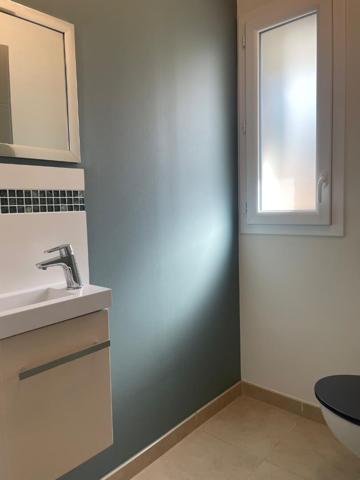 A louer à Saint Avé, Maison contemporaine meublée 4 pièces de 94.85 m2