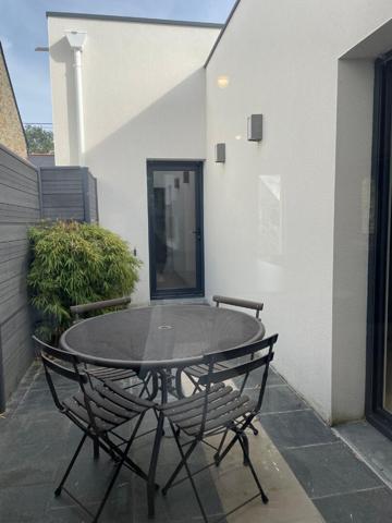 A louer à Saint Avé, Maison contemporaine meublée 4 pièces de 94.85 m2