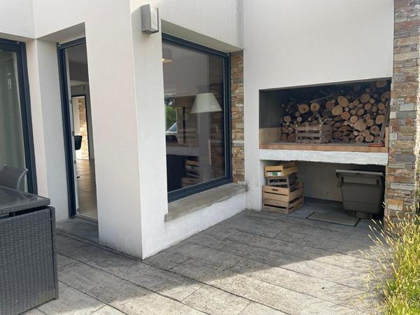 A louer à Saint Avé, Maison contemporaine meublée 4 pièces de 94.85 m2