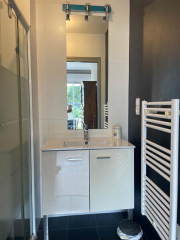 A louer à Saint Avé, Maison contemporaine meublée 4 pièces de 94.85 m2