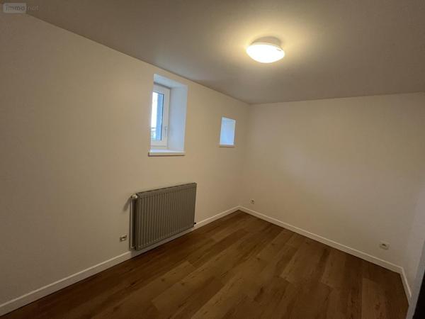 Appartement à louer à Ambérieu-en-Bugey dans l'Ain (01500), ref : LA2927-01032