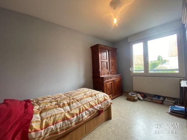 3%COM Bel appartement F4 avec terrasse et grand garage  Hochfelden (67270)