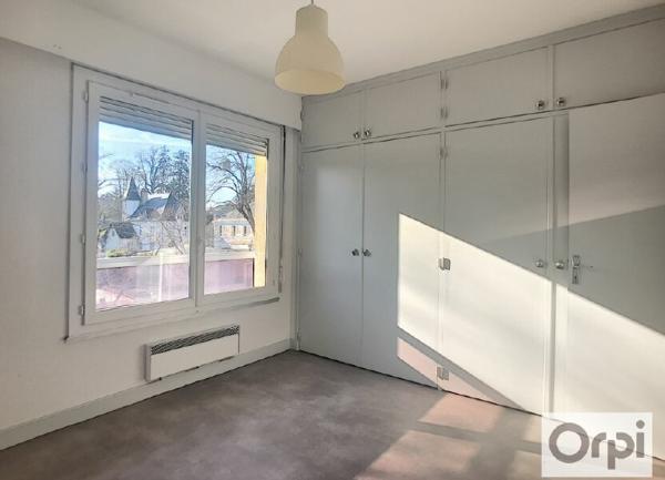 Appartement à louer    3 pièces • 81,75 m2 Néris-les-Bains