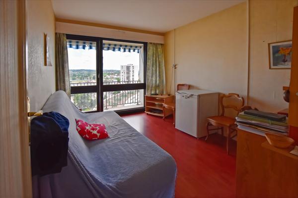 À vendre - Appartement T5 - 105 m² -  Centre-ville - 129 000 €