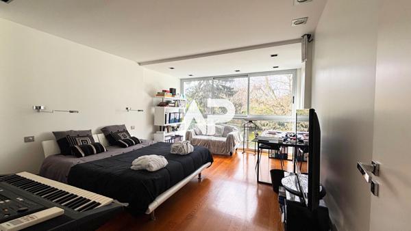 Demeure de prestige à Enghien-les-bains 1 760 000 € **  - Référence  1578