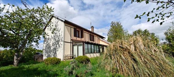 CHASSEY LES MONTBOZON : Maison ancienne sur 762 m² de terrain