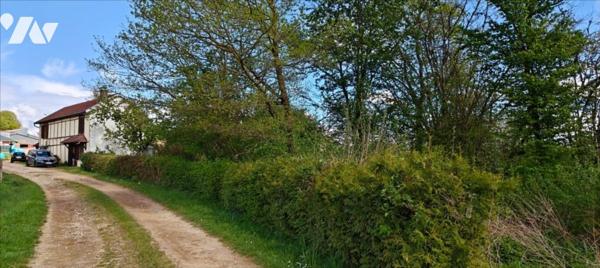 CHASSEY LES MONTBOZON : Maison ancienne sur 762 m² de terrain