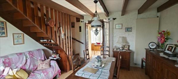 CHASSEY LES MONTBOZON : Maison ancienne sur 762 m² de terrain