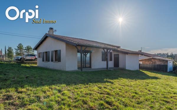 Maison à louer    3 pièces •  Villeneuve-de-Berg