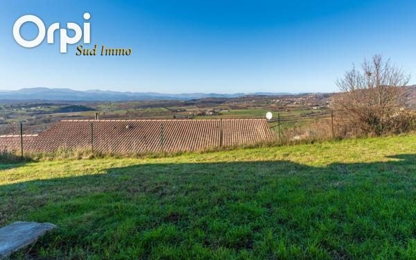 Maison à louer    3 pièces •  Villeneuve-de-Berg