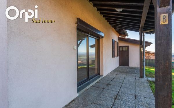 Maison à louer    3 pièces •  Villeneuve-de-Berg