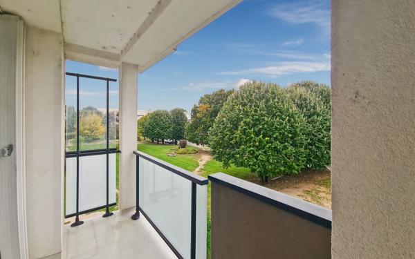 Appartement à louer    4 pièces • 68,19 m2 Saint-Jean-de-la-Ruelle